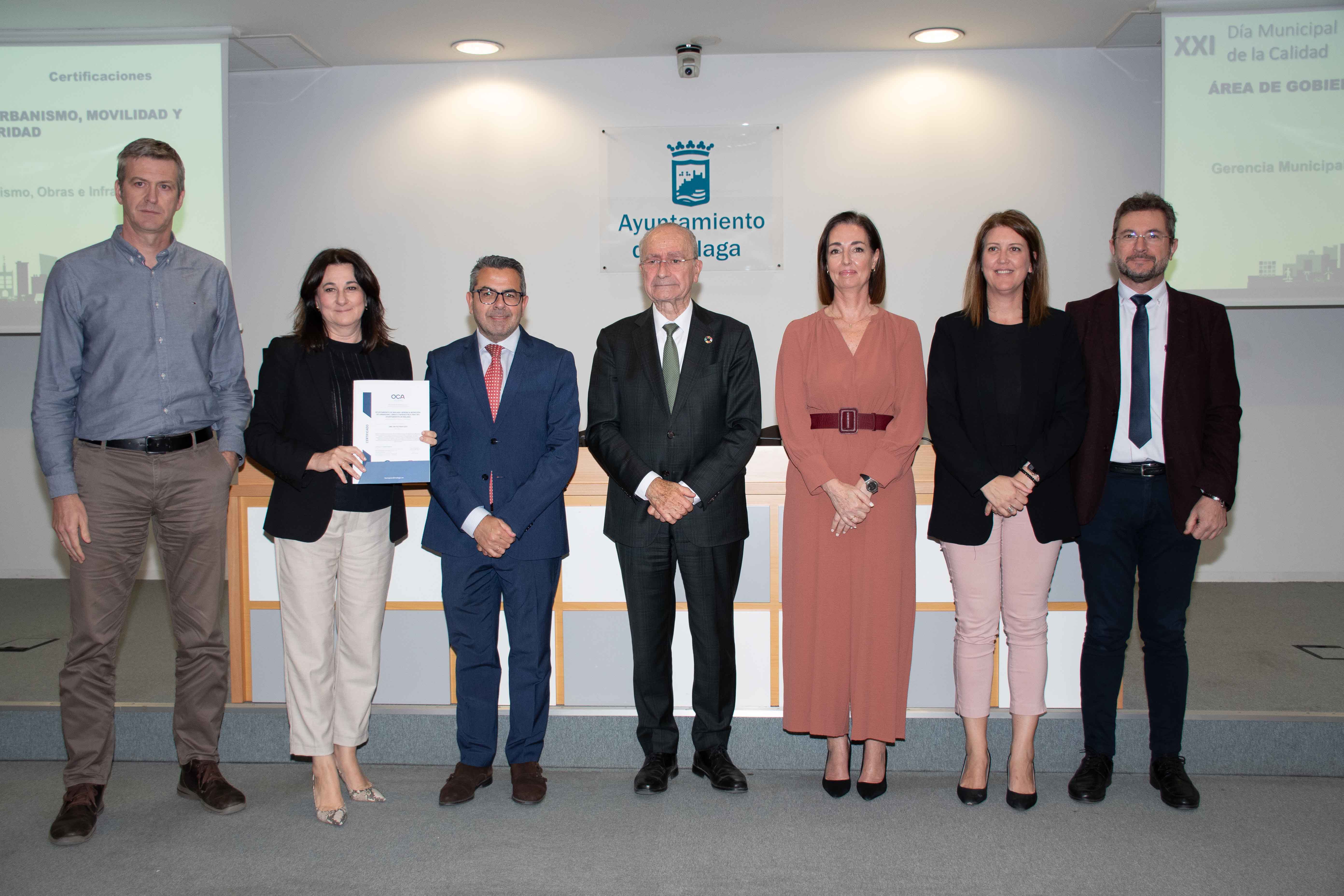 OCA Global delivers certificates to Malaga City Council